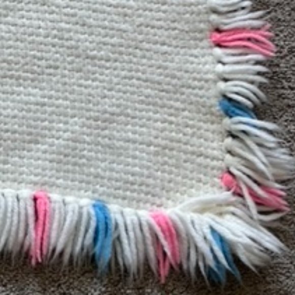 Vintage Handmade Baby Blanket - Picture 4 of 6